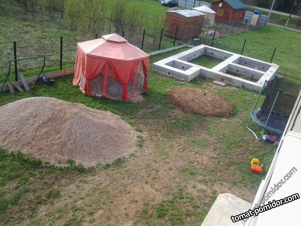 вид с другой стороны дома