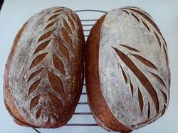 пшеничный подовый хлеб на закваске