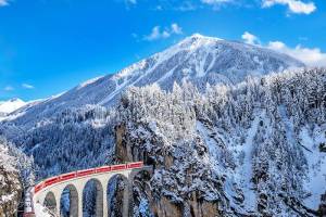 glacier-express-1.thumb.jpg.040b8b5ecb02039f24c77ad3f5b6f032.jpg