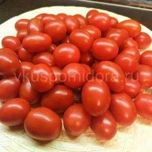 tomat-grozdevoj-korbarino-1-900x900.thumb.jpg.d09c7291b22b4e2c1aac01e4c84942ed.jpg