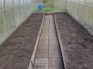Greenhouse prepped for winter