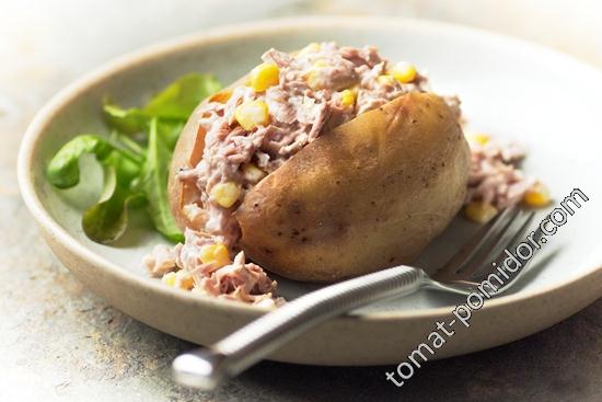 jacket potatoes with tuna and sweetcorn