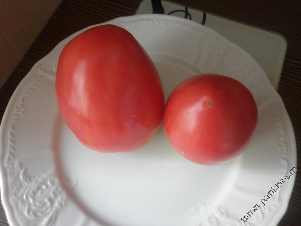 Розовый банан