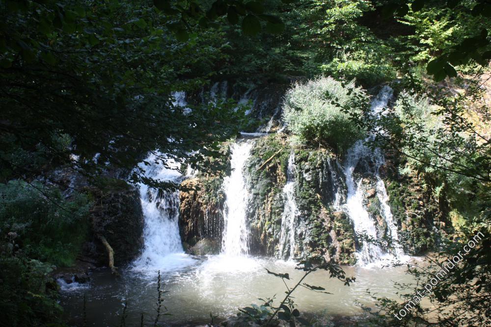 водопад Докузак