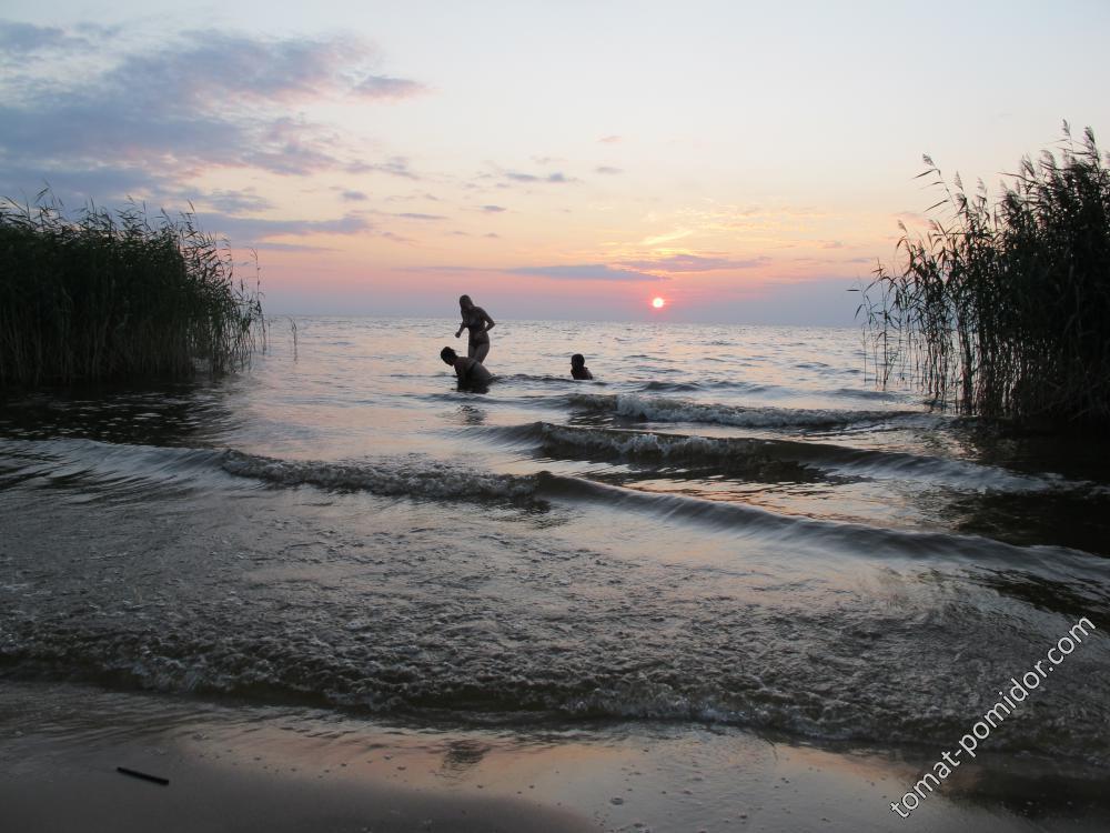 купания на закате