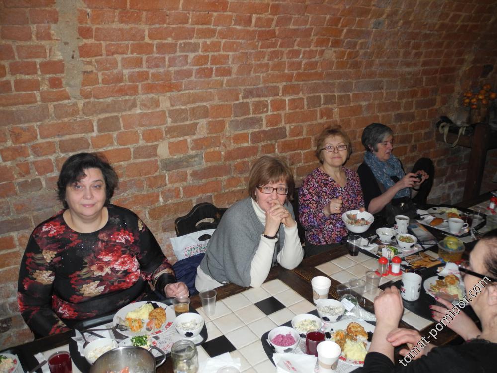Моя подруга Ирина, новенькая Аня, Людасик, ТатьянаПак