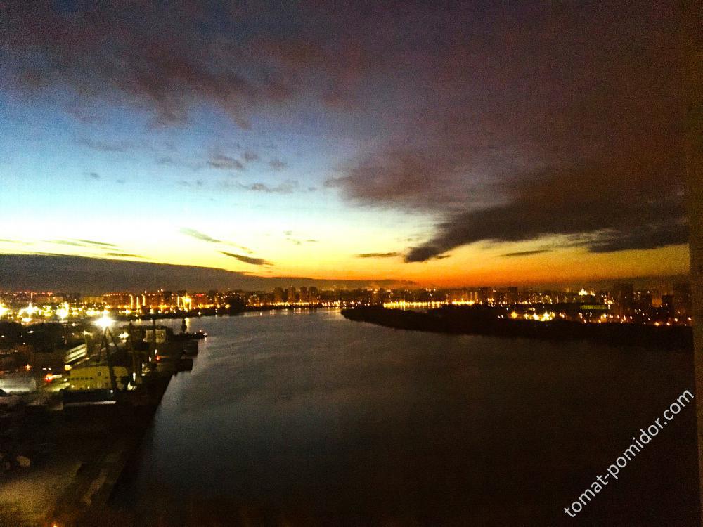 Вид из Московской квартиры, 6 часов утра