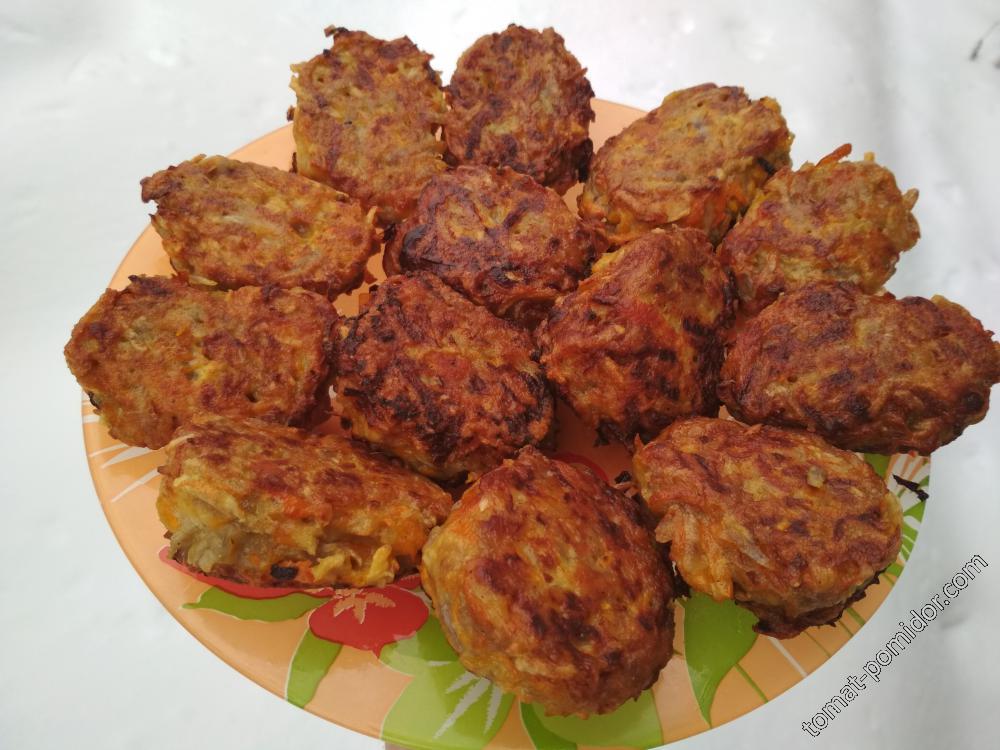 Драники из картофеля и тыквы с куриным филе