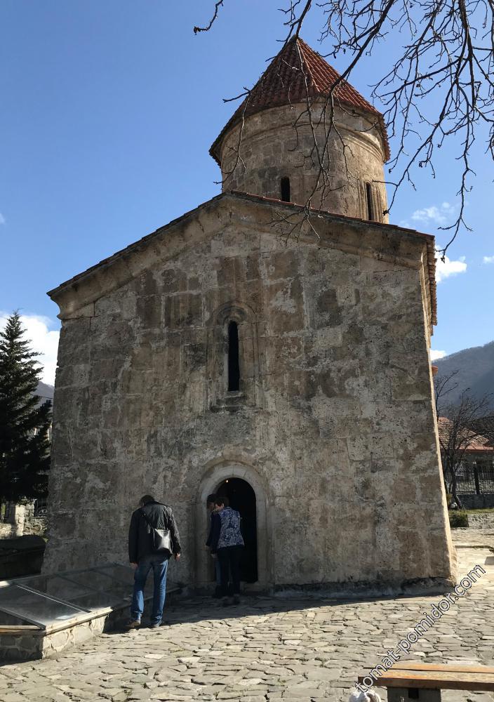 Киш, албанская церковь