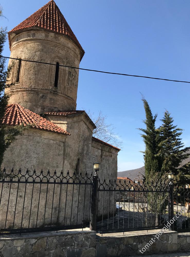 Киш, албанская церковь