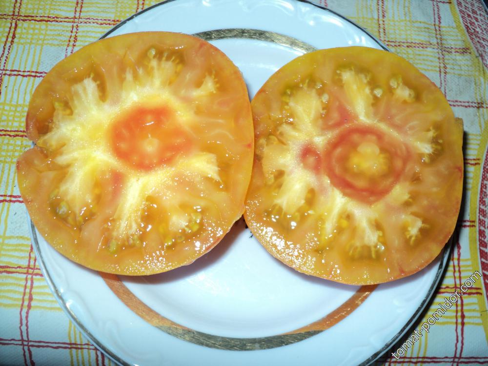 Оранжевая ягода