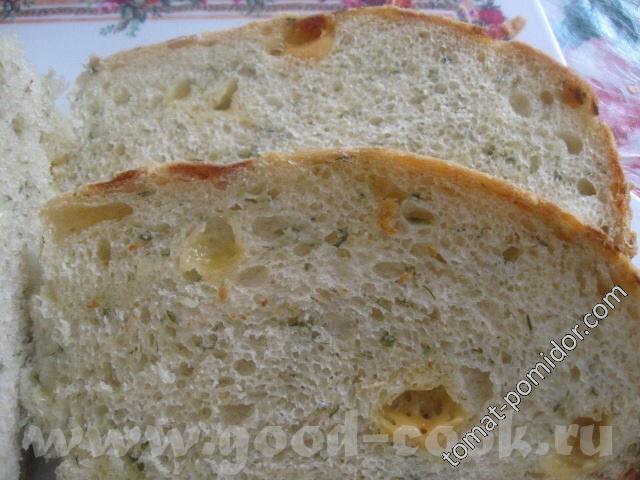 Хлеб с огурцами, укропом и сыром