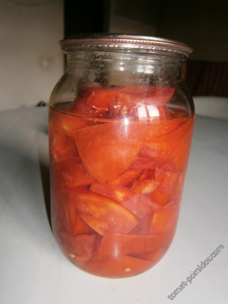 Дольки томата в собственном соку(ачучук?)