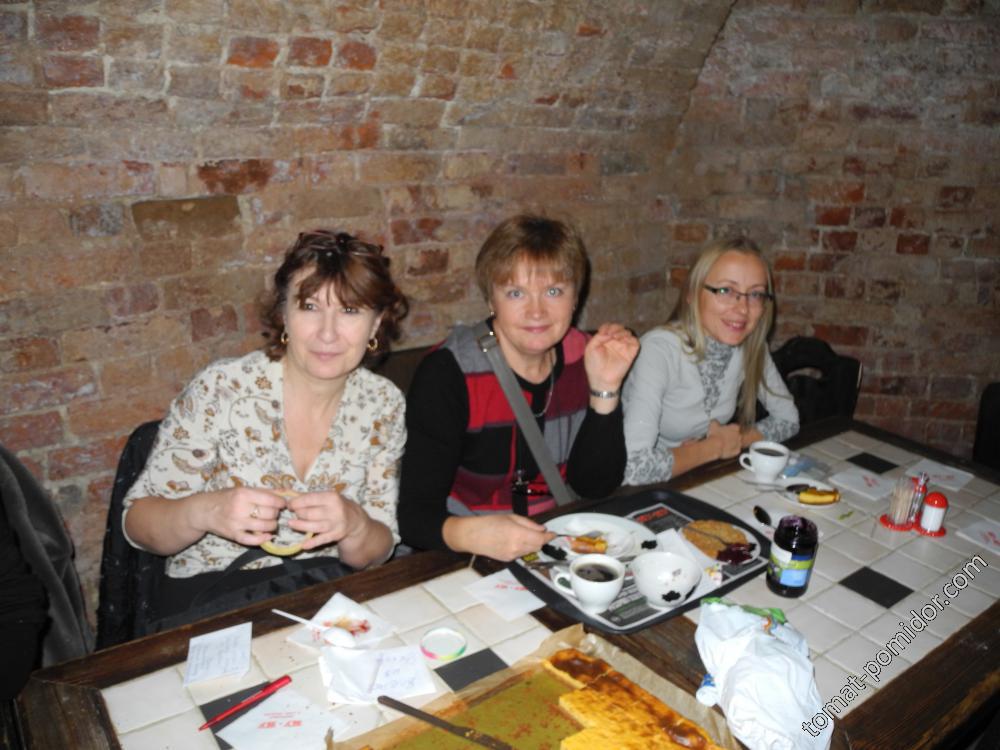 Елена из Чехова, Лена-Плена и Оксана(Кэт2008, Белоруссия)